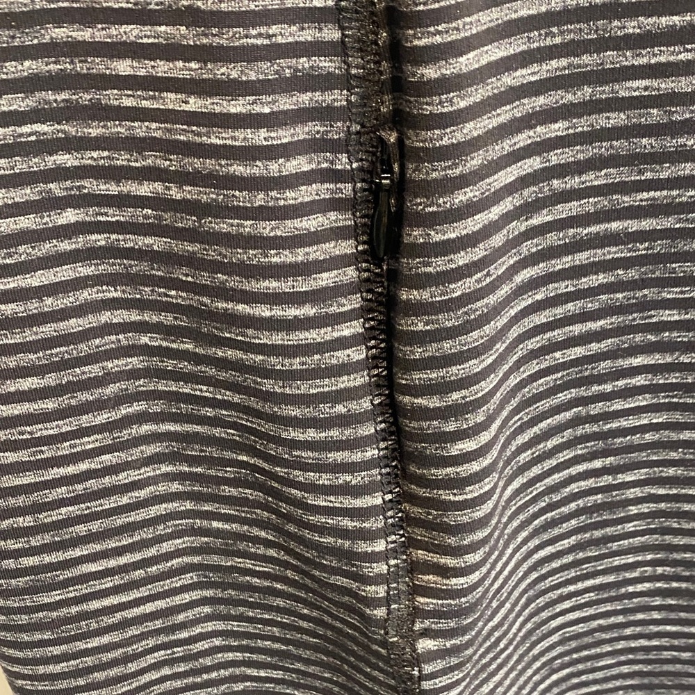 Duluth Trading Co Dress Striped Knit Minimalist Athleisure Casual Chic Medium - Picture 13 of 14